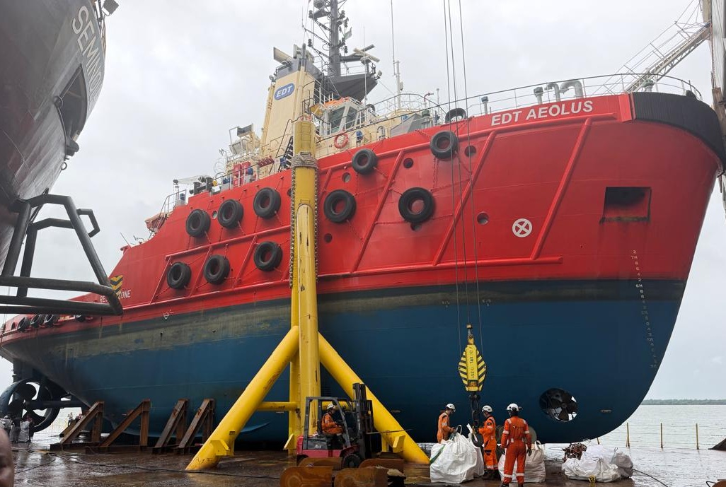African Installer vessel